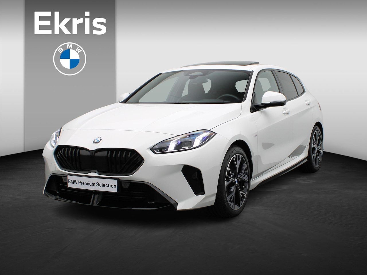 BMW 1-serie - 120 M Sportpakket | Panoramadak | Head-Up Display | Elek. Stoelen met Memory | 18" - AutoWereld.nl