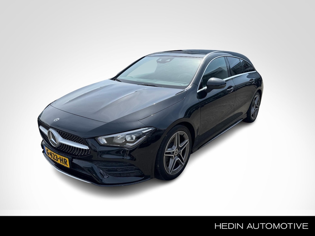 Mercedes-Benz CLA-klasse Shooting Brake - CLA 200 Automaat AMG Line | Panoramadak | LED | Parktronic met Camera | Spiegelpakket | Zi - AutoWereld.nl