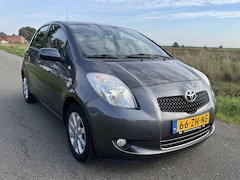 Toyota Yaris - 1.3 VVTi Sol MMT Airco/5-Drs/AUTOMAAT