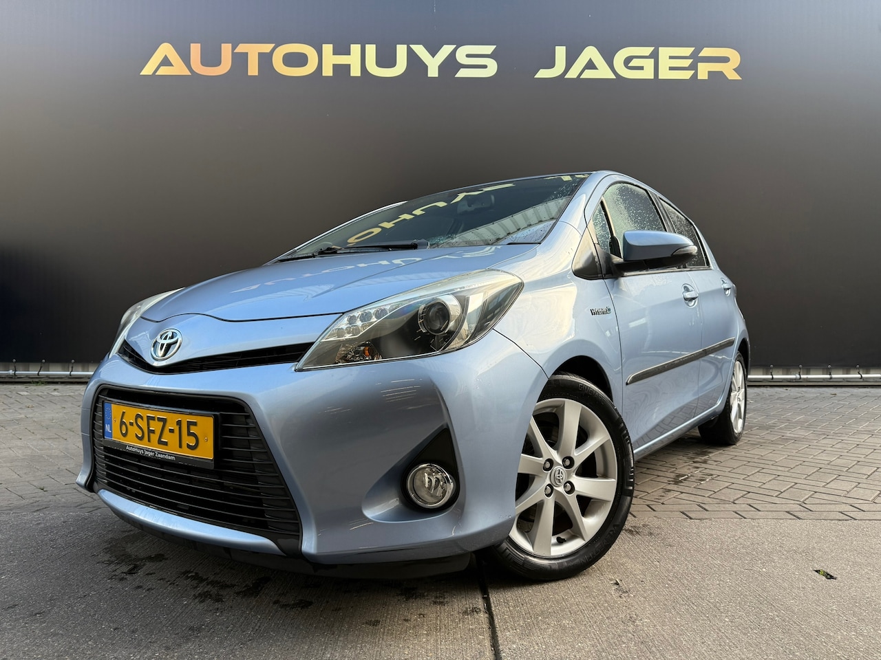 Toyota Yaris - 1.5 Full Hybrid Dynamic|Automaat|Sensoren - AutoWereld.nl
