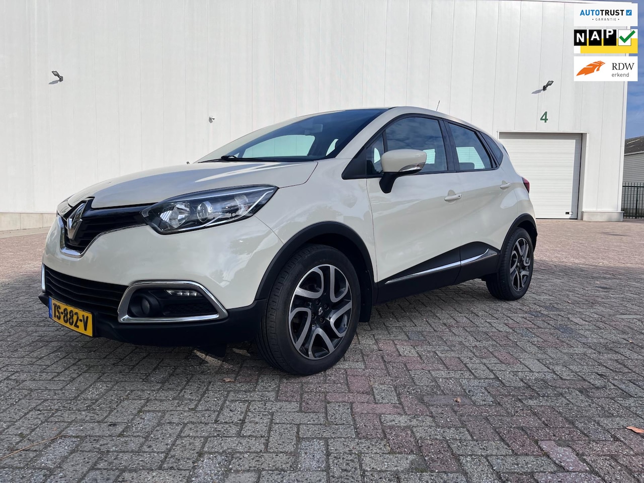 Renault Captur - 0.9 TCe Dynamique 1e eigenaar 2014 - AutoWereld.nl