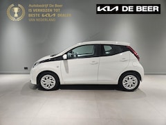 Toyota Aygo - 1.0 VVT-i 72pk 5D x-play Airco/ Cruise/ BT/ Camera