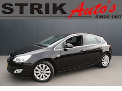 Opel Astra - 1.4 140PK Turbo Cosmo - NAVIGATIE - TREKHAAK - PDC - RIJKLAAR