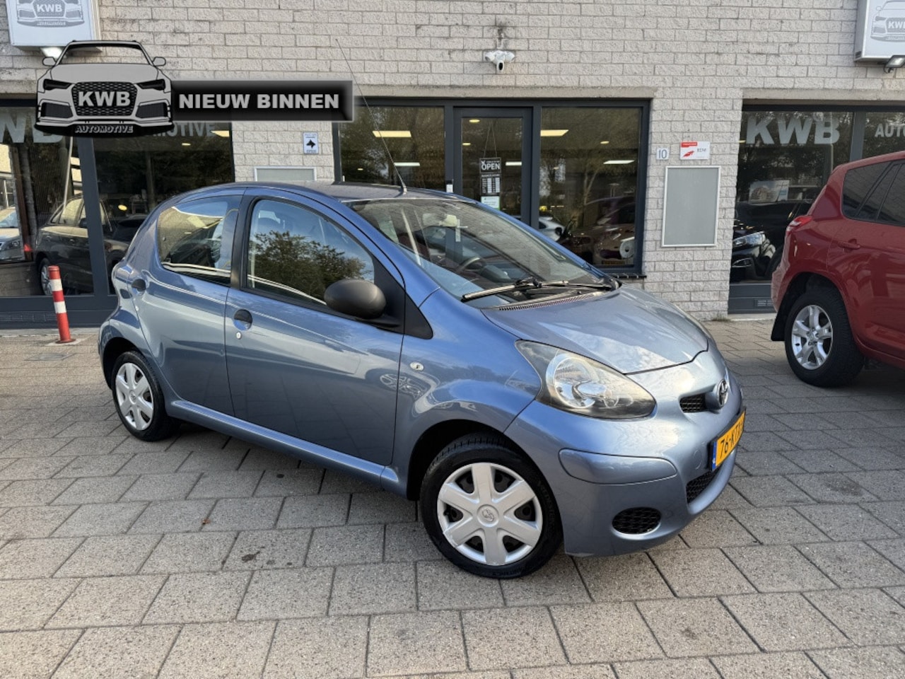 Toyota Aygo - 1.0-12V 5Drs Nieuwe apk Weinig Km NAP - AutoWereld.nl