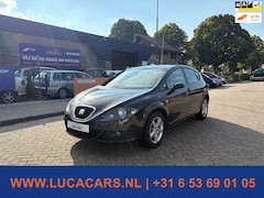 SEAT Leon - 1.6 Businessline 2X SLEUTEL + BOEKJES