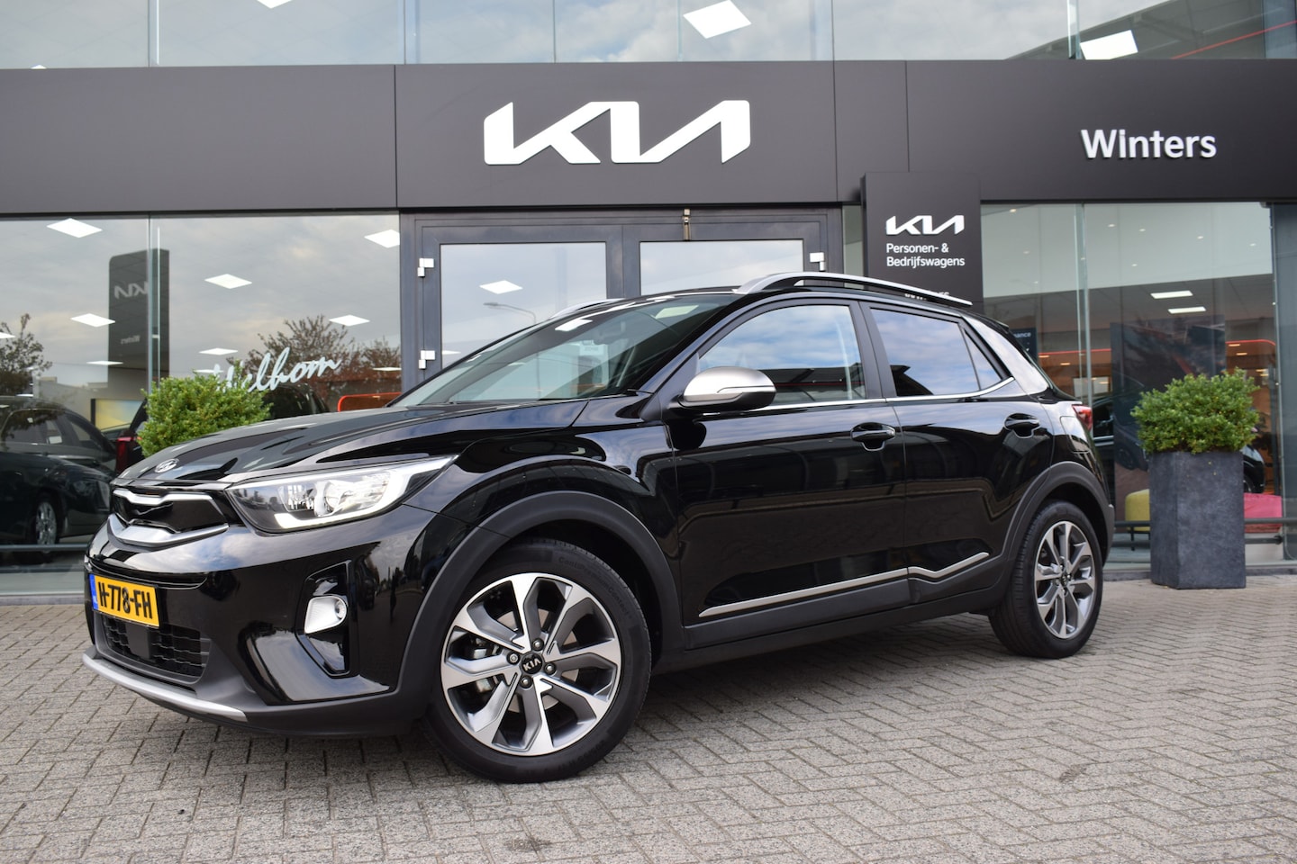 Kia Stonic - 1.0 T-GDi DynamicPlusLine DCT7 Automaat | Navigatie | Cruise Control | Keyless | Tot 10jr. - AutoWereld.nl