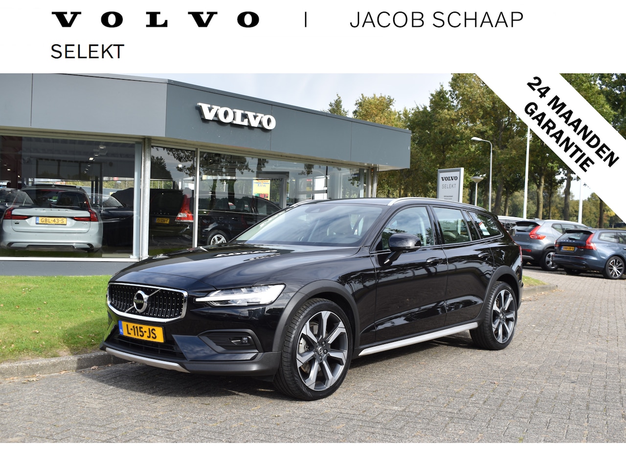 Volvo V60 Cross Country - B5 265PK Automaat AWD Pro | Trekhaak | Blis | ACC | Camera | 20"LMV | Stuurverwarming - AutoWereld.nl