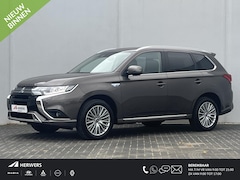 Mitsubishi Outlander - 2.4 PHEV Intense / Trekhaak 1500 KG / Dodehoekdetectie / Adaptieve cruise control / Naviga