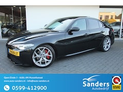 Alfa Romeo Giulia - 2.0 T AWD Veloce / 19 inch/ All-season/ Panorama/ Stoel en stuurverwarming/ 280PK/ 4WD/ Ca