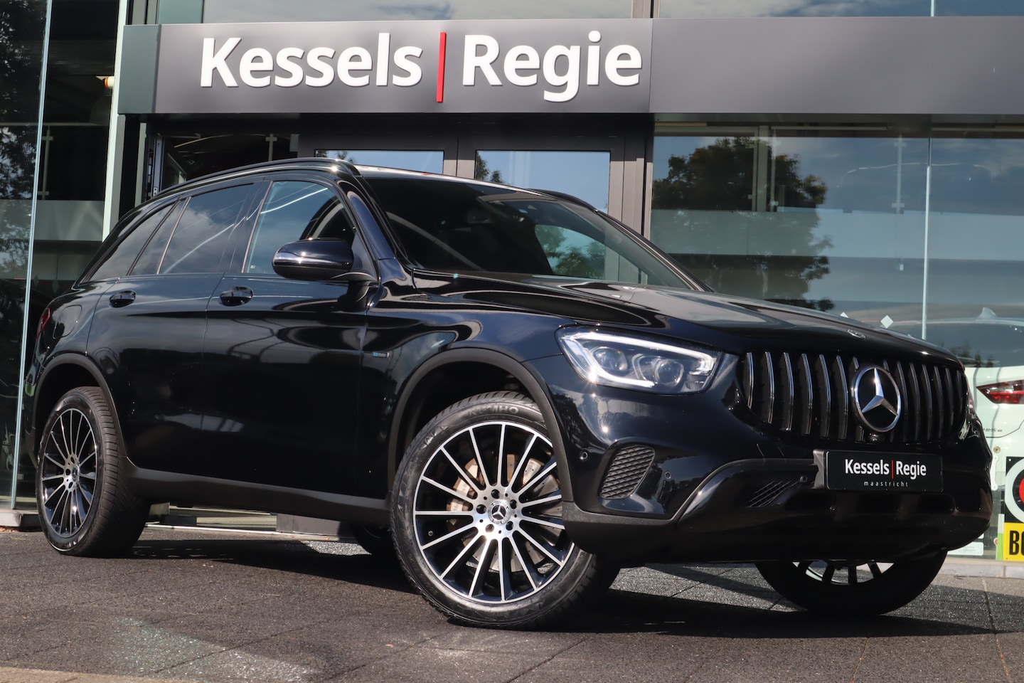Mercedes-Benz GLC-klasse - 300e 4MATIC Pano Ambient ACC Multibeam Elc.trekhaak Blis - AutoWereld.nl