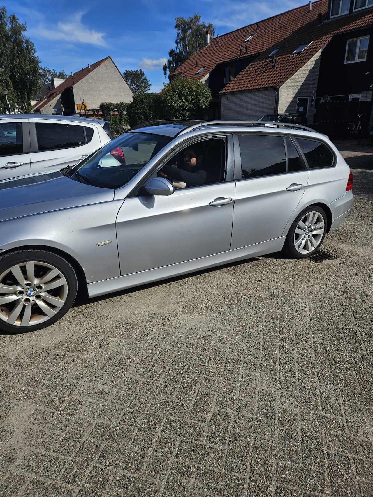 BMW 3-serie Touring - 318i Executive - AutoWereld.nl
