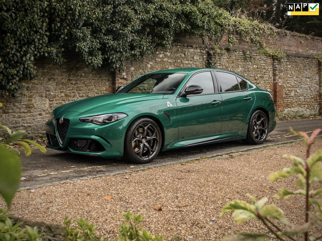 Alfa Romeo Giulia - 2.9 V6 Quadrifoglio 2.9 V6 Quadrifoglio - AutoWereld.nl
