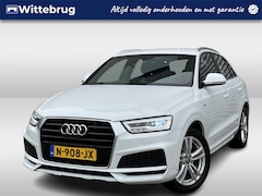 Audi Q3 - 1.4 TFSI CoD Sport Advance Sport / Navigatie / Half leder / Camera / Parkeersensoren V+A /