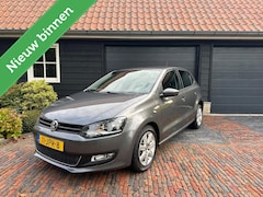 Volkswagen Polo - 1.4-16V Highline - Alles nieuw erop