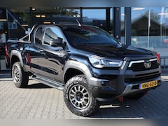 Toyota HiLux - 2.8 D-4D X-TRA CAB INVINCIBLE A/T 4WD VAN