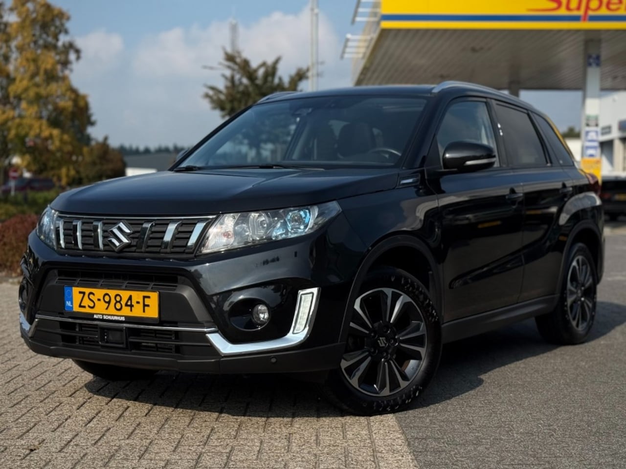 Suzuki Vitara - 1.4 STYLE BOOSTERJET ALLGRIP PANORAMA HALF-LEER  ADD.CRUISE TREKHAAK - AutoWereld.nl