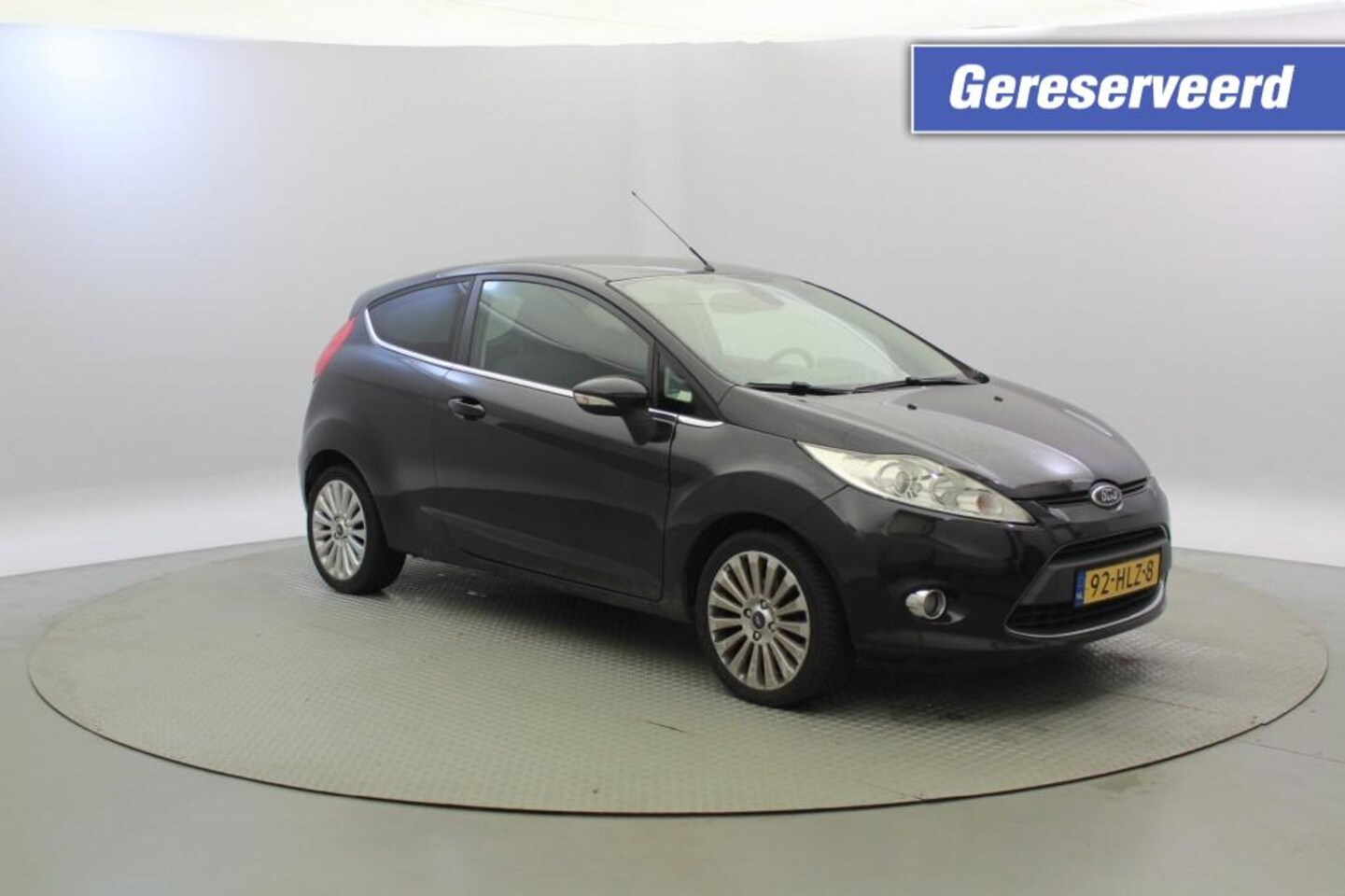 Ford Fiesta - 1.25 Titanium - Clima, Cruise gereserveerd!!! - AutoWereld.nl