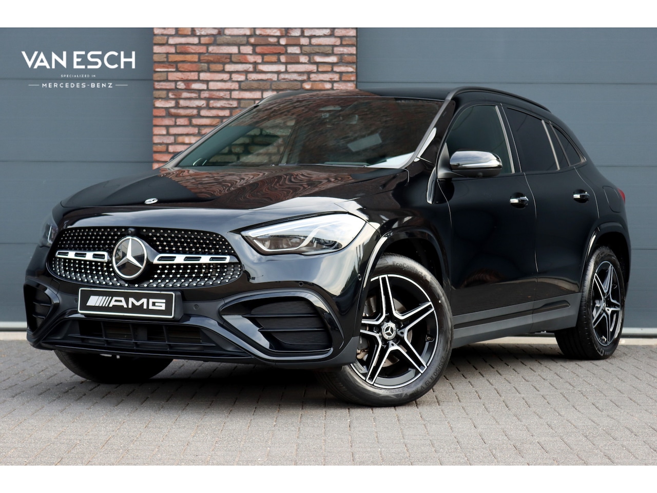 Mercedes-Benz GLA-Klasse - 250 e AMG Line | Panoramadak | Memory | Burmester | Surround Camera | HUD | Keyless Go | V - AutoWereld.nl