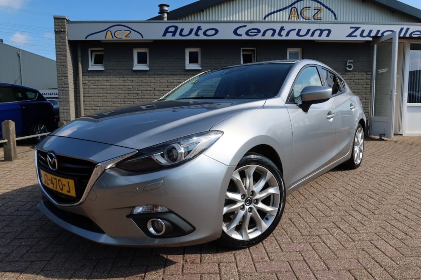 Mazda 3 - 2.0 GT-M 2.0 GT-M, NAVI , XENON , BOSE, TREKHAAK ENZ... - AutoWereld.nl