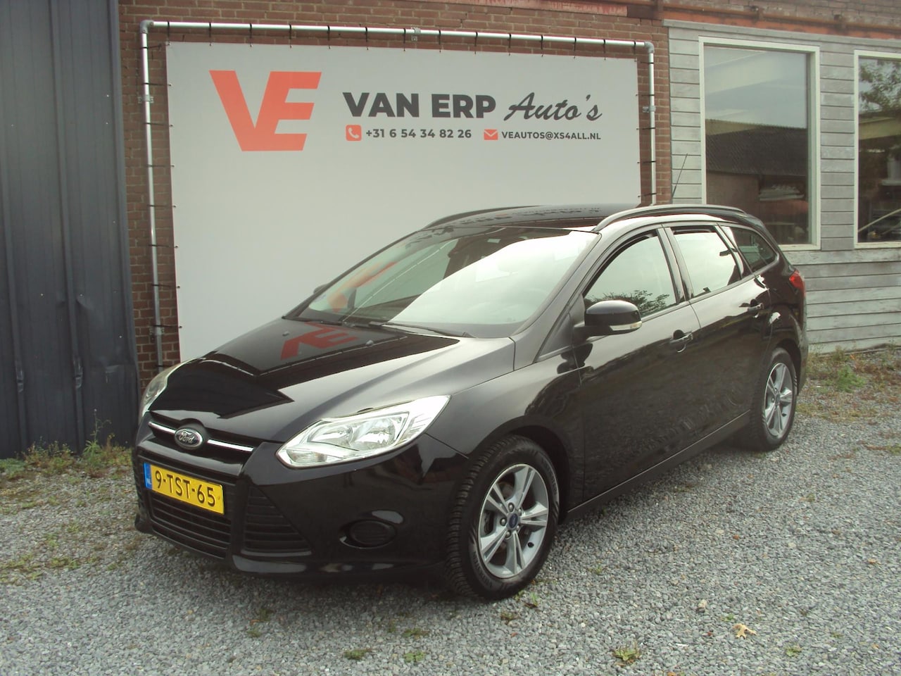 Ford Focus Wagon - 1.0 EcoBoost Edition Zeer mooi - AutoWereld.nl