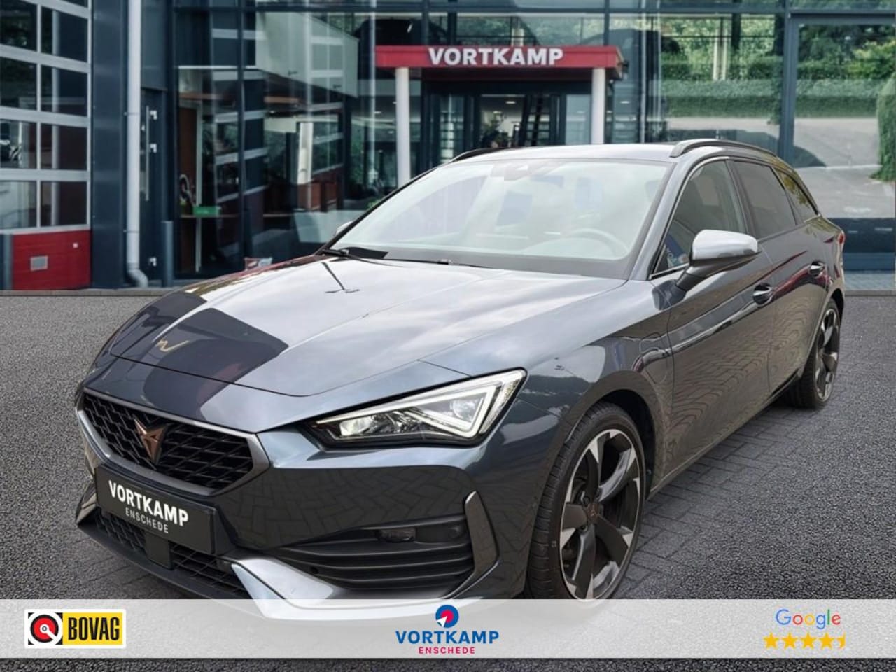 CUPRA Leon Sportstourer - 1.4 TSI DSG E-HYBRID CAMERA/NAVI/ACC/STOEL-STUURVERW - AutoWereld.nl