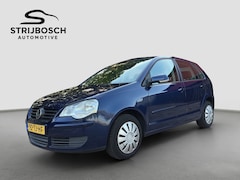 Volkswagen Polo - 5-Deurs 1.4-16V Optive Airco, Elek.ram, Radio/CD