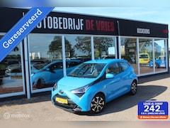 Toyota Aygo - 1.0 VVT-i x-play Airco/Apple-Carplay/15Inch/5drs