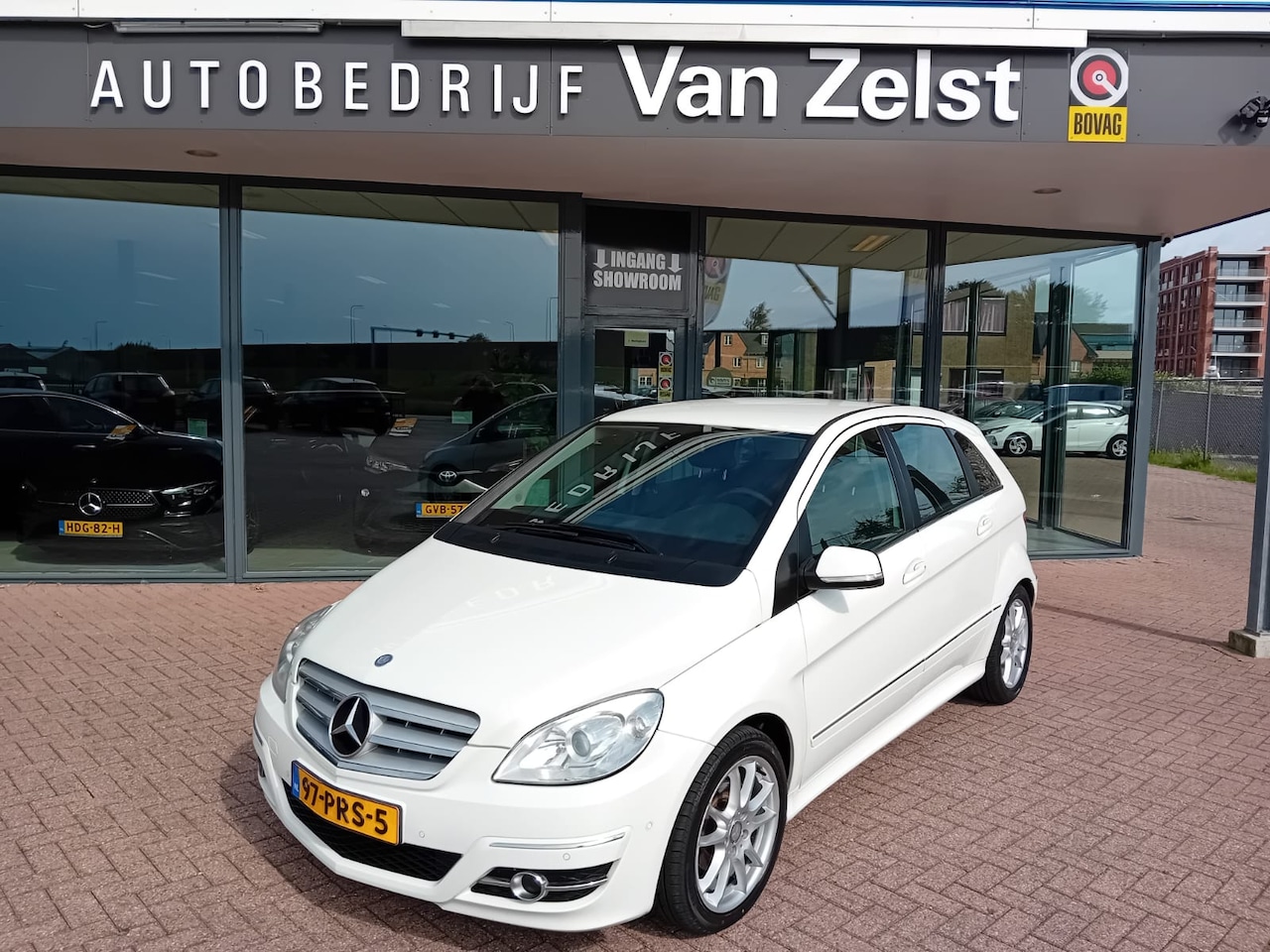 Mercedes-Benz B-klasse - 180 Business Class Automaat, Airco, Navigatie, Bluetooth, Cruise control, Parkeersensoren, - AutoWereld.nl