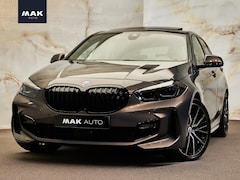 BMW 1-serie - 118i M Sport Pro, NL-auto, Sonderlackierung, M stoel, 19", M135i optiek, pano, leder, priv