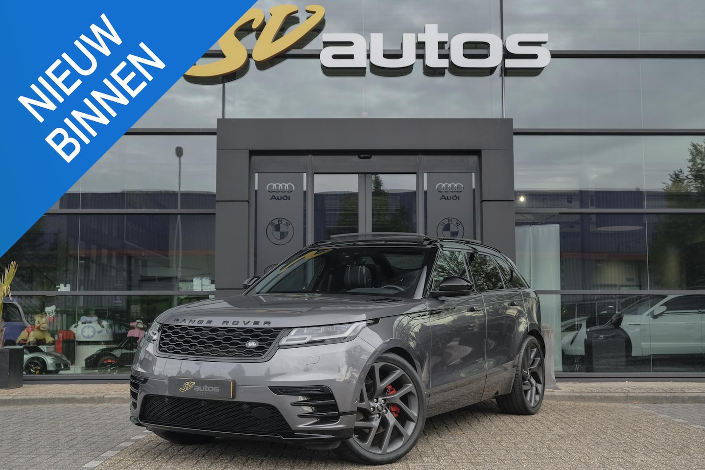 Land Rover Range Rover Velar - D300 V6 300pk R-dynamic Grijs kenteken Panoramadak Medidian 22" LMV SVR - AutoWereld.nl
