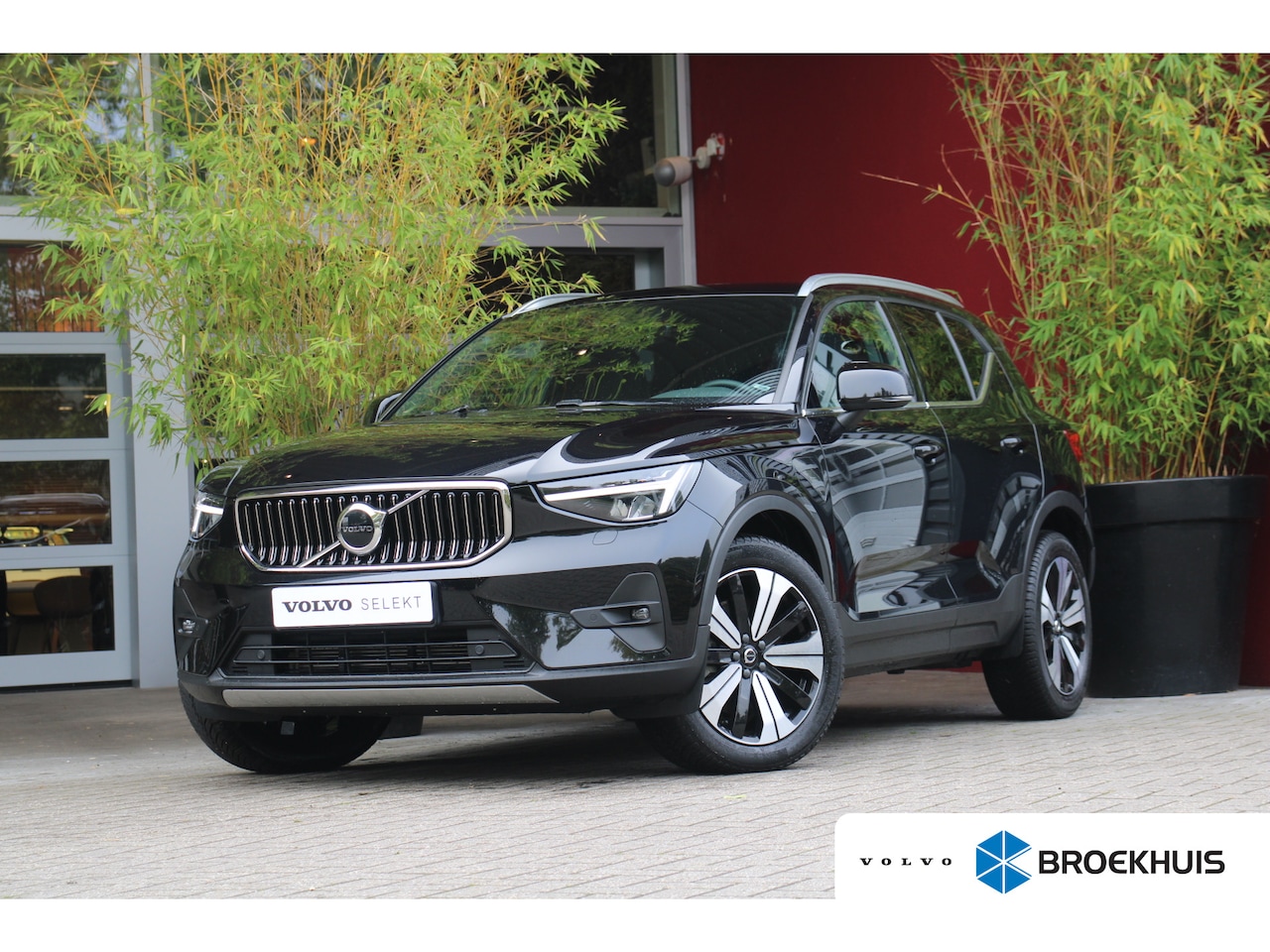 Volvo XC40 - 1.5 T4 Recharge Inscription Expression | Trekhaak | Stuur- en stoelverwarming | Achteruitr - AutoWereld.nl