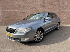Skoda Superb - 1.8 TSI Comfort| Leer | Memory | Trekhaak | Nap