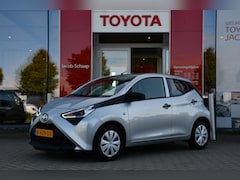 Toyota Aygo - 1.0 VVT-i x-fun 5-deurs 72pk | Airco | Dealer-onderhouden | Eerste eigenaar | Schagen