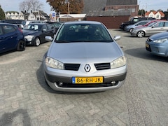 Renault Mégane - 2.0-16V Privilège Luxe AUTOMAAT leer elec ramen zo mee rondom schade rijd prima