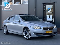 BMW 5-serie - 523i/204pk High Executive Automaat|2011|M-pakket|Head-up|Cruise|Schuifdak|19"LMV