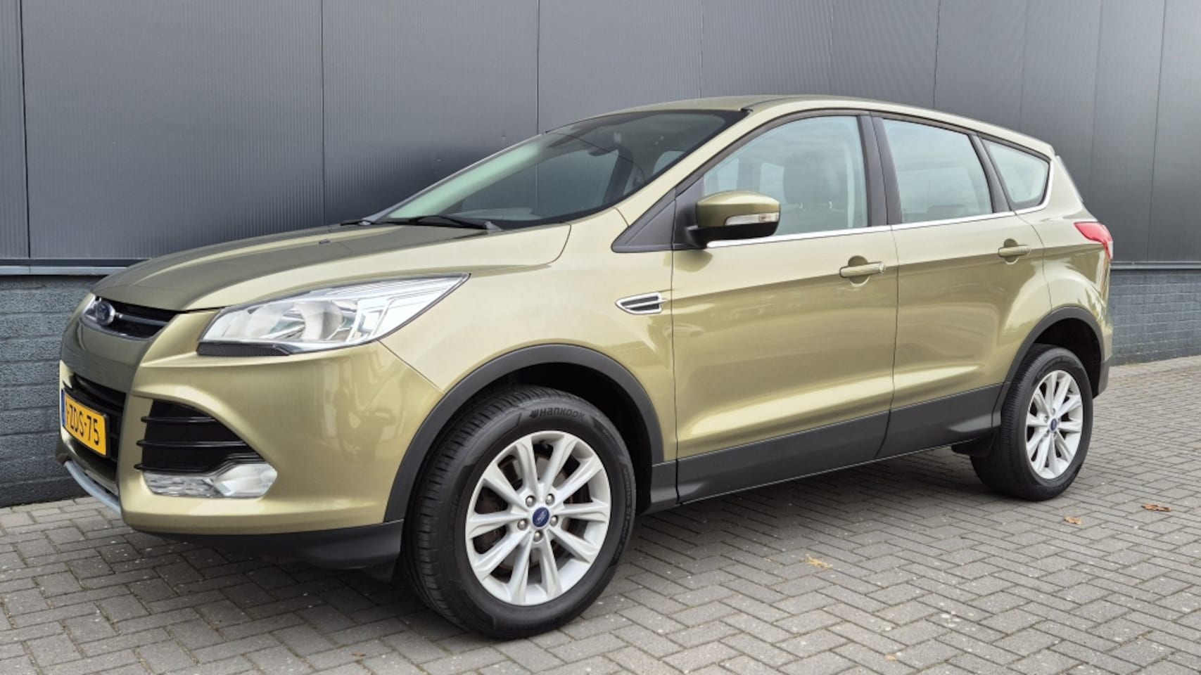 Ford Kuga - 1.5 Titanium 4WD 1.5 Titanium 4WD - AutoWereld.nl