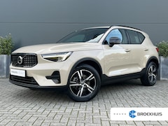 Volvo XC40 - 2.0 B4 Plus Dark | Harman/Kardon | Pilot Assist | Trekhaak | Camera |