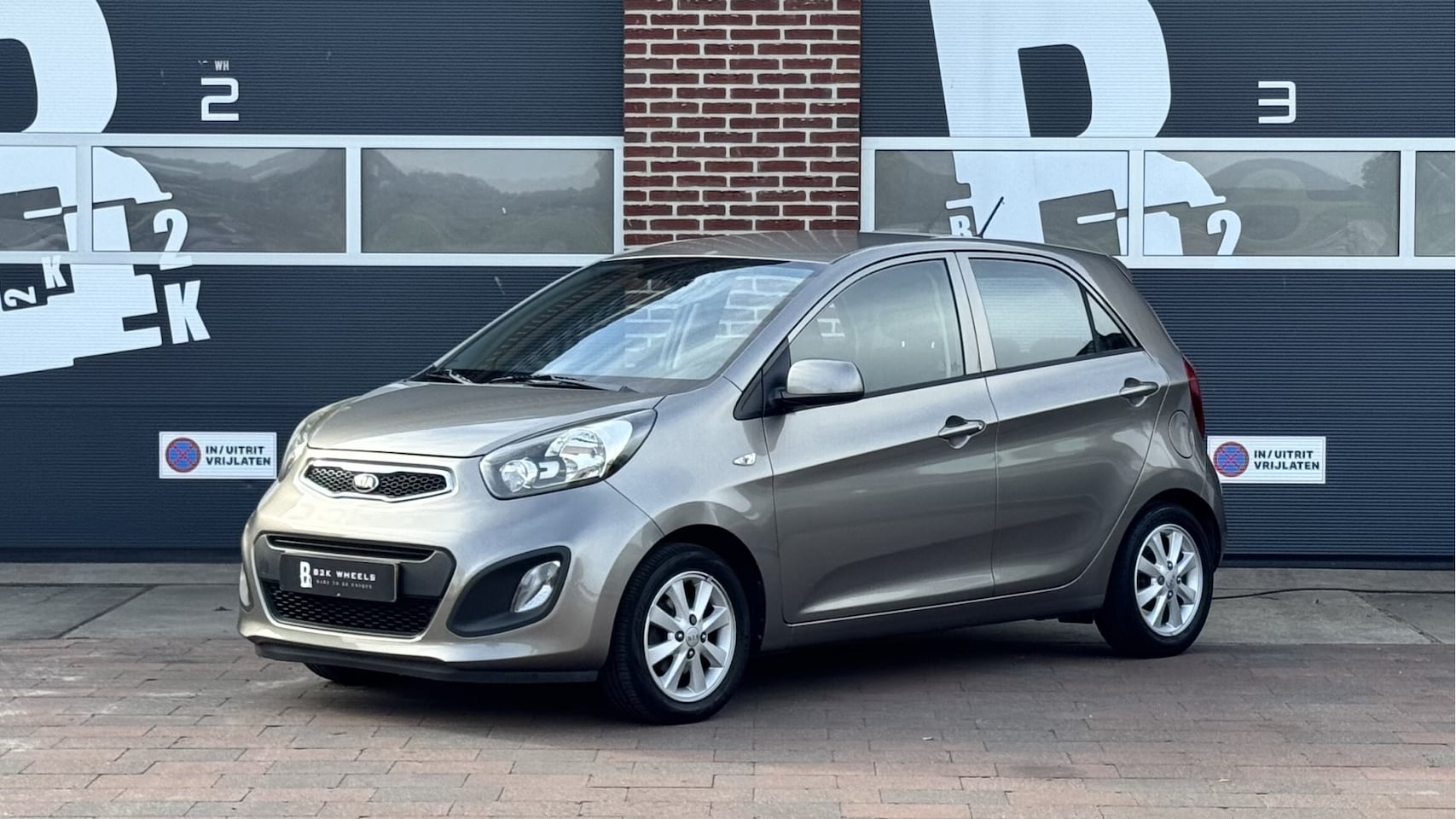 Kia Picanto - 1.0 CVVT ISG Comfort Pack Lage km NAP | Airco | 5 deurs - AutoWereld.nl
