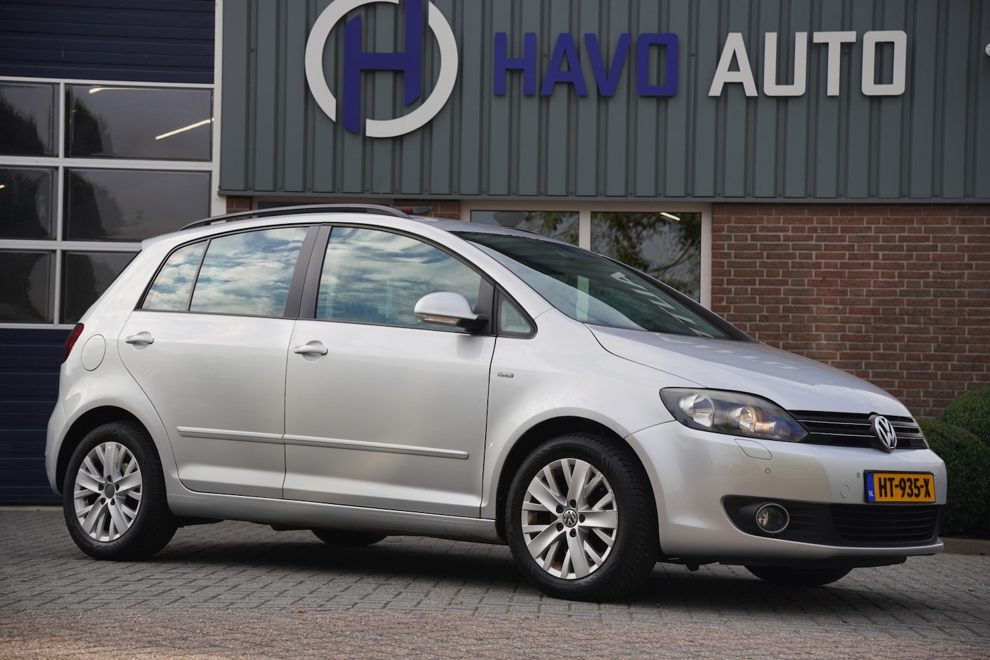 Volkswagen Golf Plus - 1.2 TSI Highline BlueMotion 1.2 TSI Highline BlueMotion, NAVI, STOELVERWARMING - AutoWereld.nl