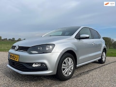Volkswagen Polo - 1.0 Comfortline 5drs Airco 203478 km bj 2015 bij 175000 km nieuwe d.riem