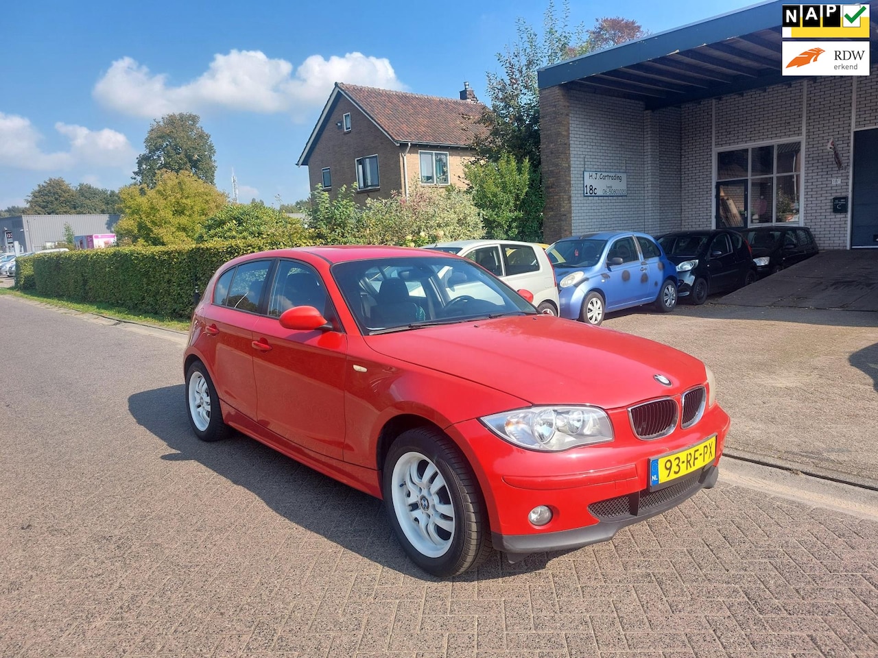 BMW 1-serie - 116i High Executive 116i High Executive, Start niet, Loop Sloop Export - AutoWereld.nl