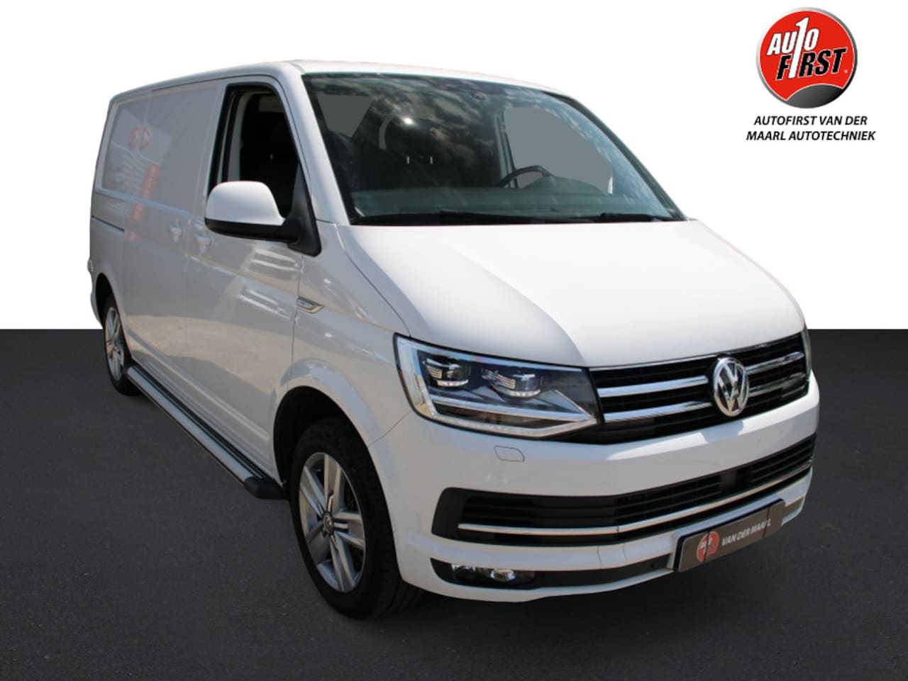 Volkswagen Transporter - 2.0 TDI L1H1 Trendl. automaat /zeer mooi / trekhaak - AutoWereld.nl