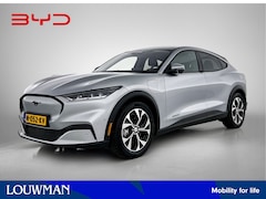 Ford Mustang Mach-E - RWD 75 kWh | Lederen bekleding | Stoelverwarming | Stuurverwarming | Camera's
