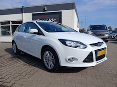 Ford Focus - 1.6 TI-VCT Titanium/Automaat/Apk 10-'26