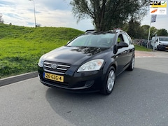 Kia Cee'd Sporty Wagon - 1.4 X-tra Airco Trekhaak LM velgen