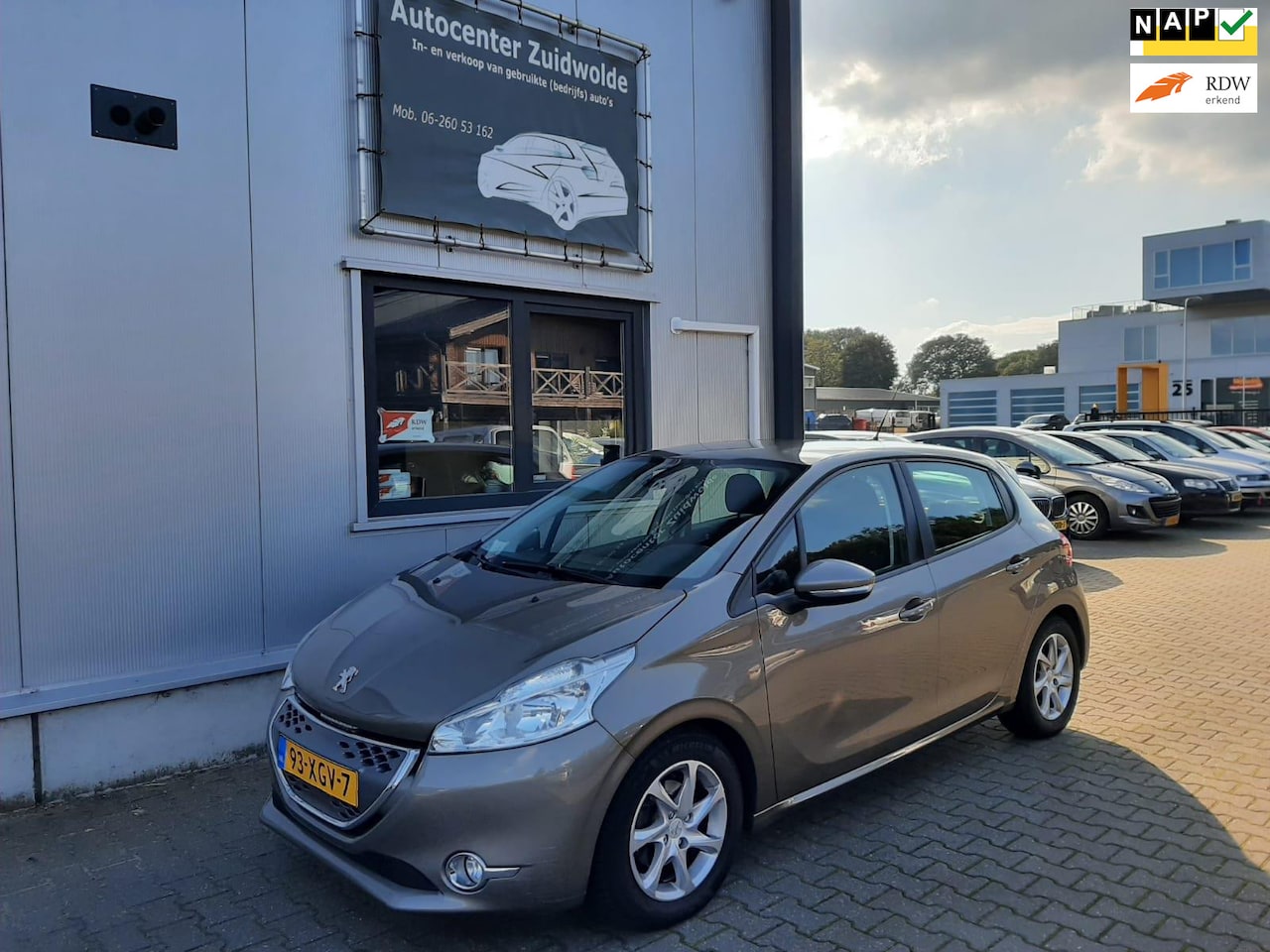 Peugeot 208 - 1.4 e-HDi Active 1.4 e-HDi Active - AutoWereld.nl