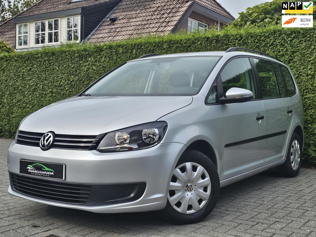 Volkswagen Touran - 1.6 TDI Trendline BlueMotion 1.6 TDI Trendline BlueMotion - AutoWereld.nl
