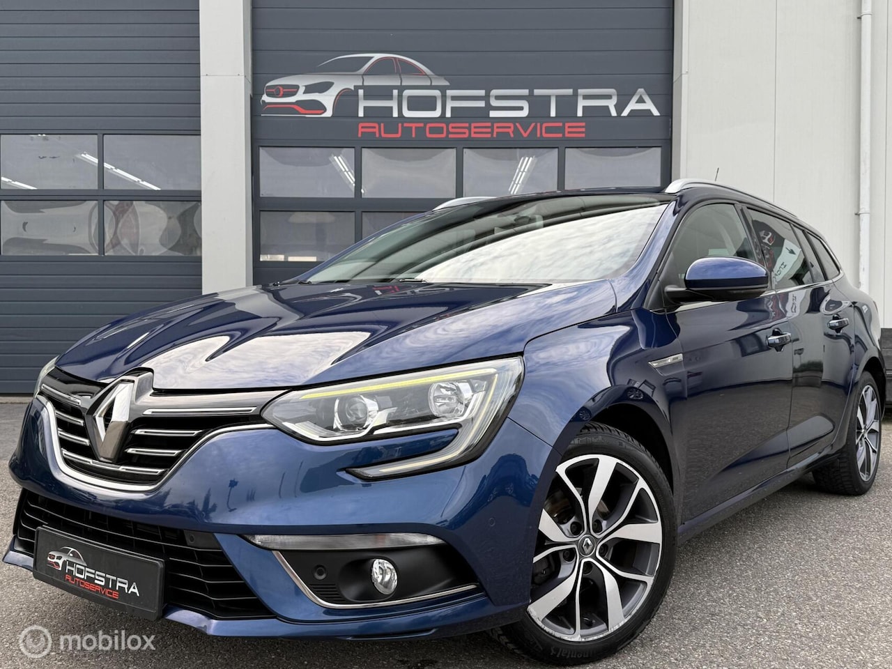 Renault Mégane Estate - 1.2 TCe Bose GR-Navi Camera Trekhk Luxe - AutoWereld.nl