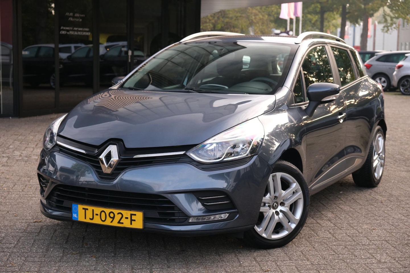 Renault Clio Estate - 0.9 TCe Zen/Carplay-AndroidAuto/Cruise/Navi/Airco - AutoWereld.nl