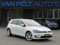 Volkswagen e-Golf - E-Golf / DYN Audio / Carplay / FULL LED